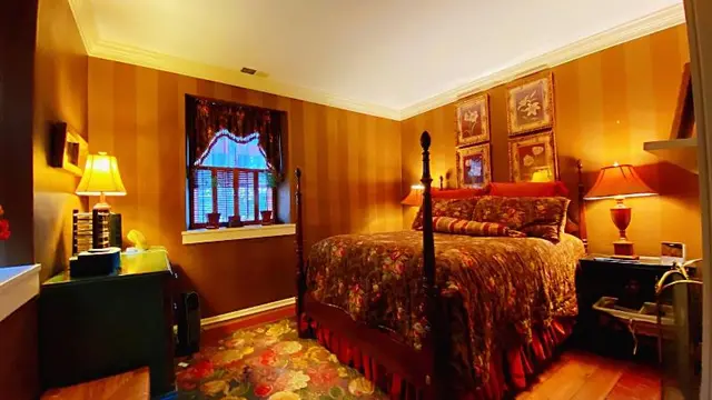 Wayside Inn Bed And Breakfast