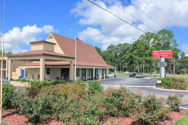 Rose Garden Inn Suites