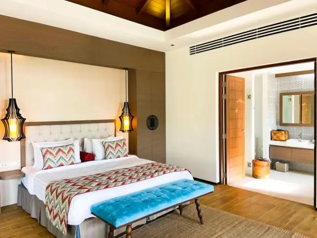Silla Villa Private Pool & Sea View by ZUZU