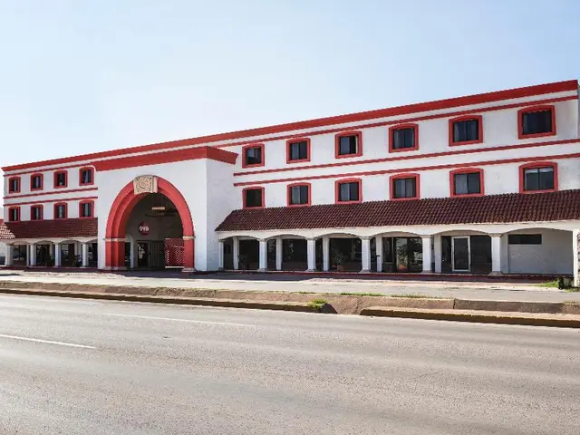Hotel Real Del Sur, Estadio Chihuahua