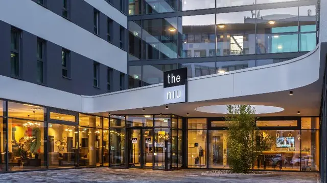 Holiday Inn - the niu, Mesh Stuttgart Messe