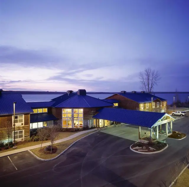 River Lodge And Grill