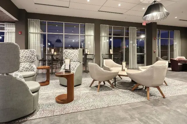 Courtyard By Marriott North Brunswick