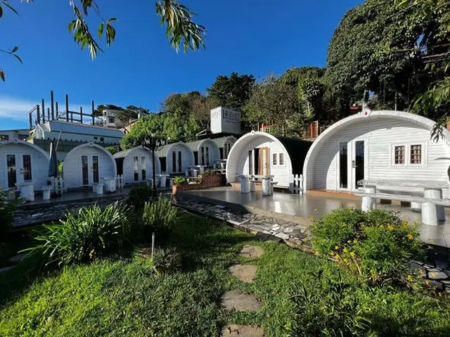 HB Bungalow by ZUZU