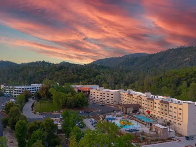 The Hotel At Black Oak Casino Resort