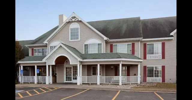 Country Inn & Suites by Radisson, Detroit Lakes, M