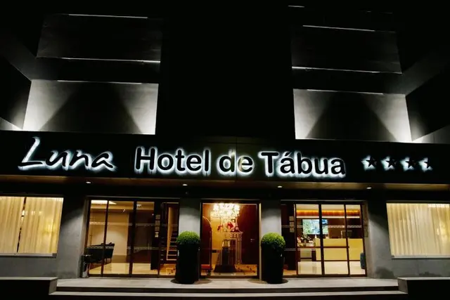 Luna Hotel de Tábua