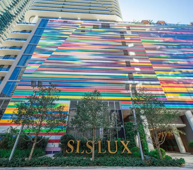 SLS LUX Brickell