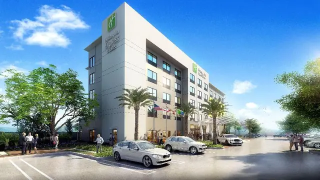 Holiday Inn Express & Suites Doral - Miami By IHG