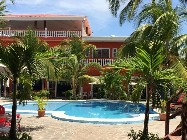 Sabas Beach Resort