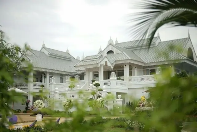 Nirvanan House