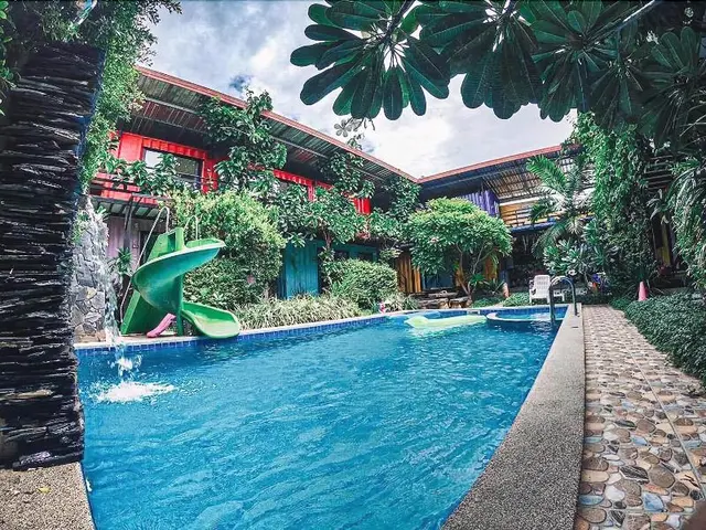 Hua Hin In Boxes