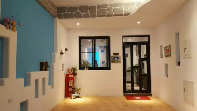 And B&B