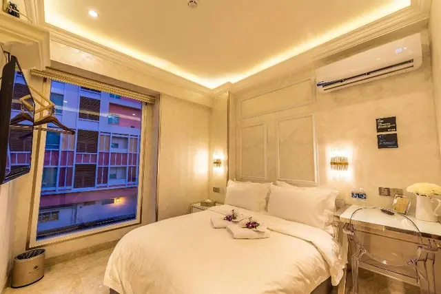 Ac Residence