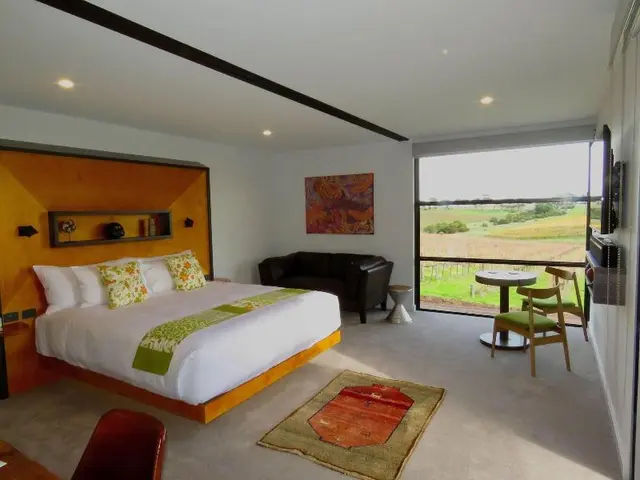 Hotel California Road Inkwell Wines
