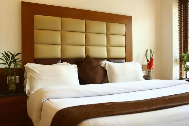Hotel Devlok Primal