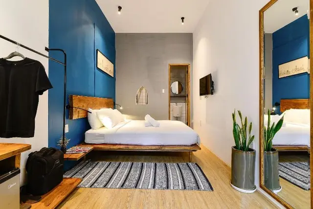The Hut Boutique Hotel-Notre Dame