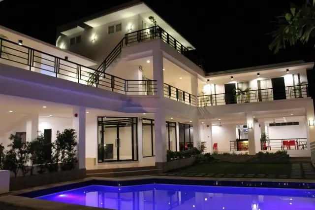 Be-ing Suites
