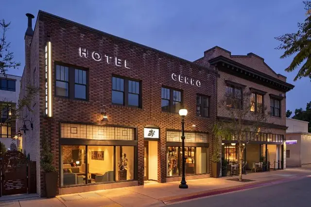 Hotel Cerro