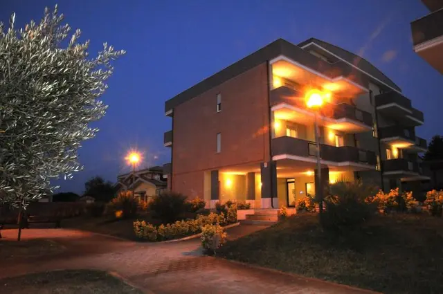 Isa Fiumicino Airport Residence