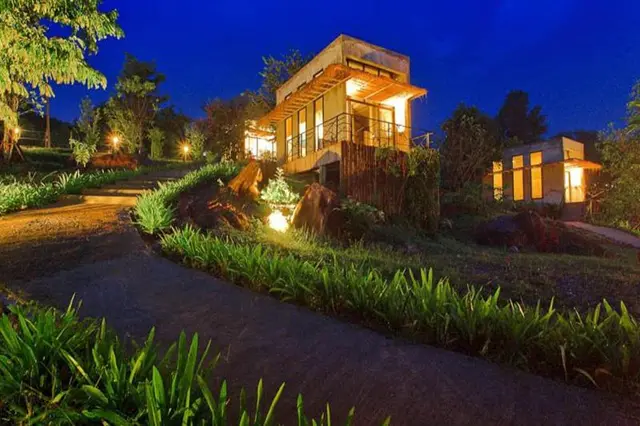 Twelve Oclock Resort