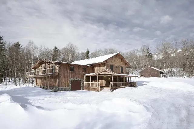 Seesaw's Lodge