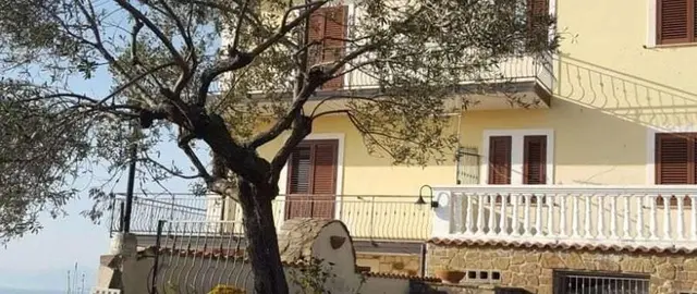 Villa Malandrino Guest House