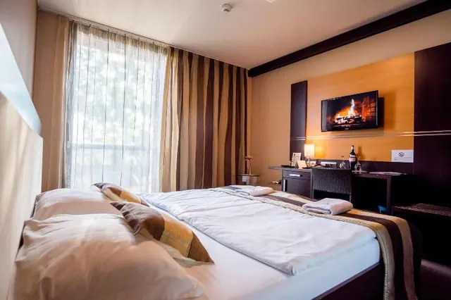 Hotel Dolphin
