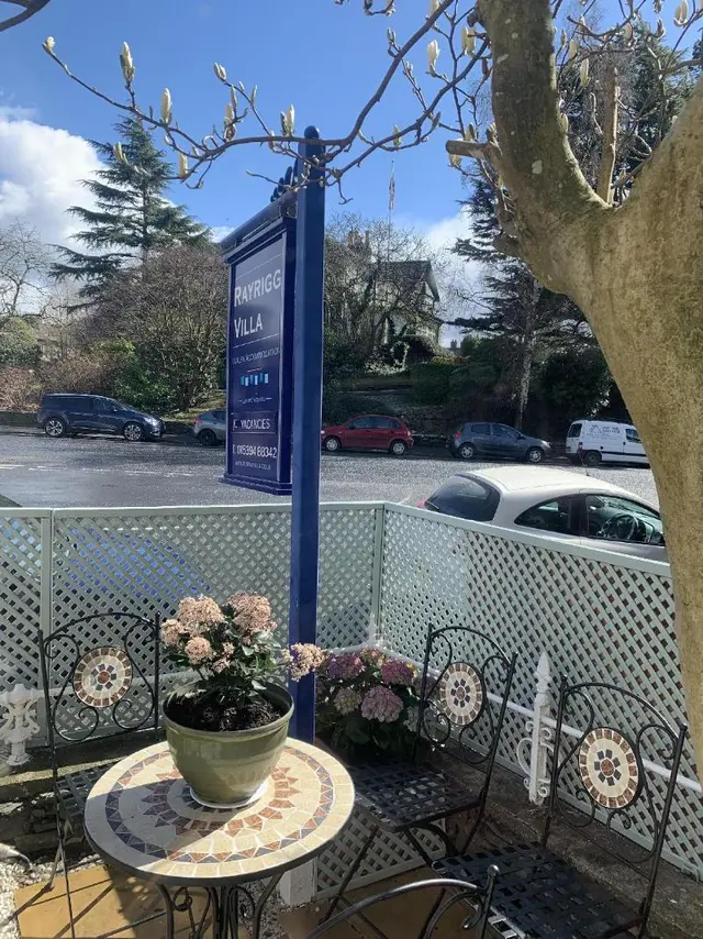 Rayrigg Villa Guesthouse