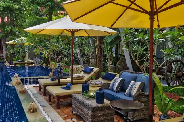 Mane Village Suites