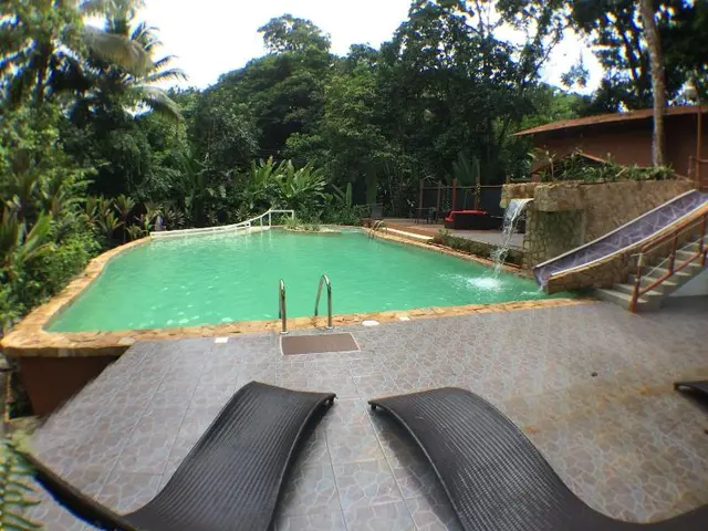 Rana Roja Lodge