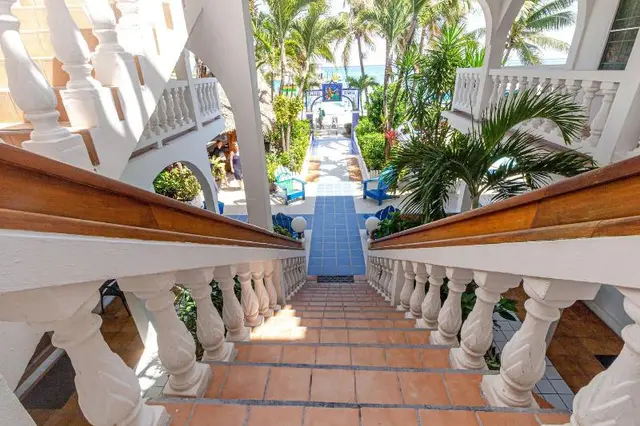 Blue Tang Inn