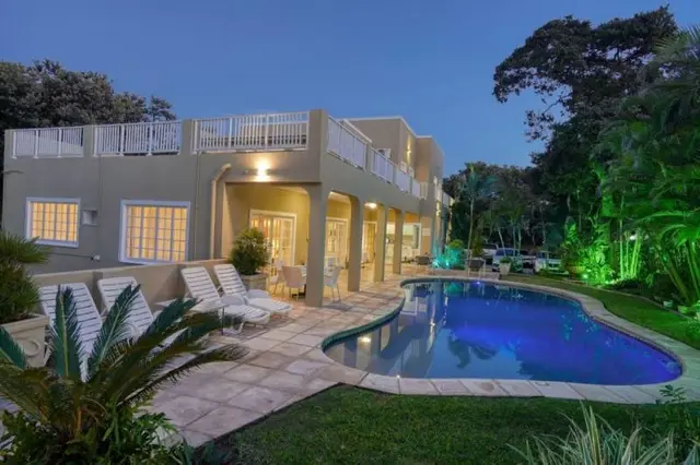 Caza Beach Guesthouse