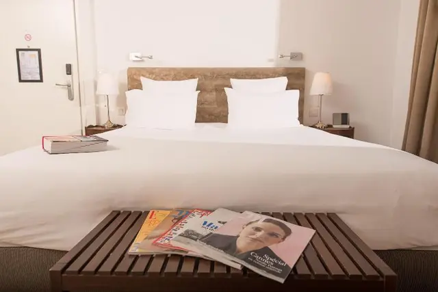 Hotel 96