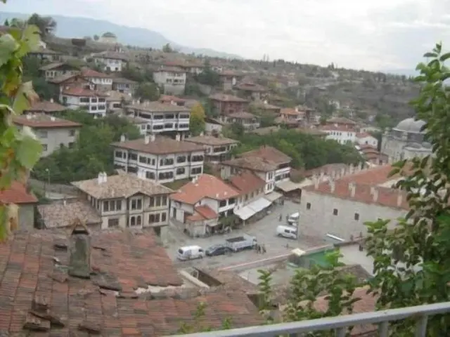 Efe Guest House