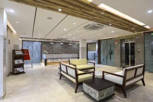 Hotel Ashray Inn Express