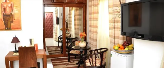 Hotel Nina