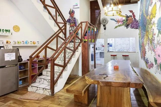 Ostic House