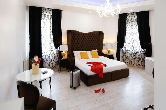Escapesuite