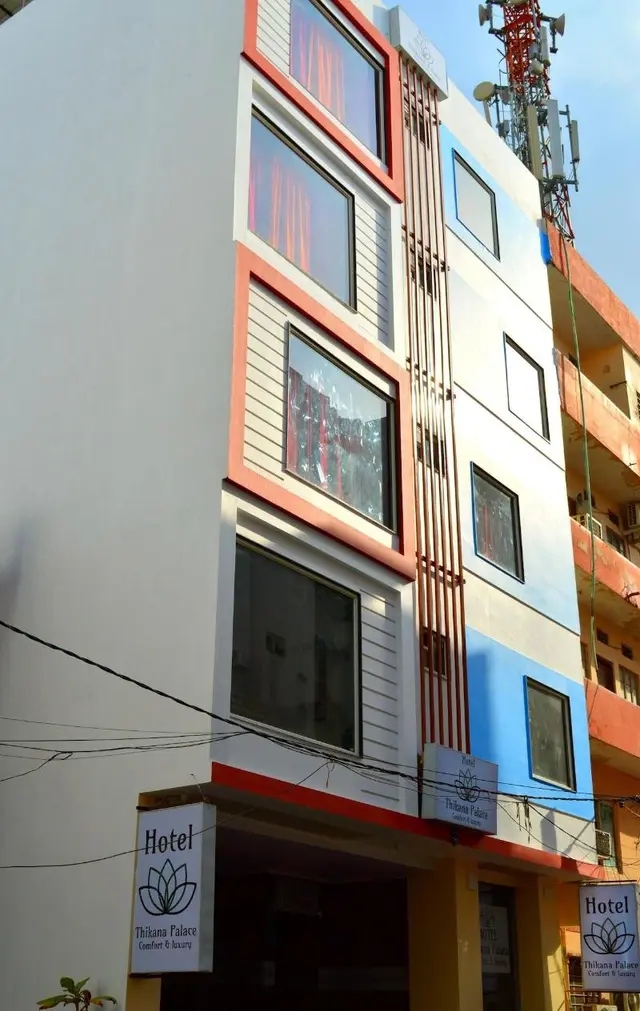Hotel Thikana Palace