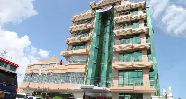 King D Hotel