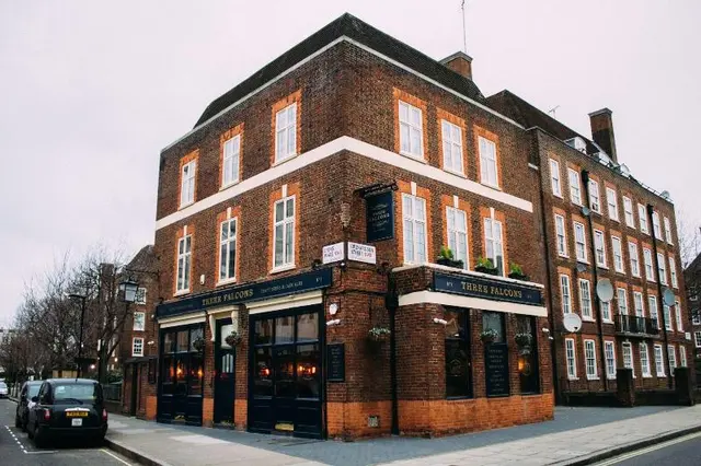 Three Falcons Hotel