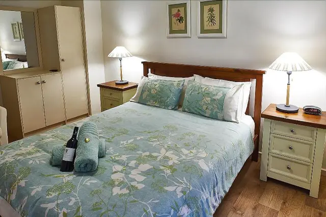Underground Bed And Breakfast