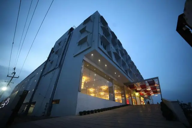Citadel Hotel By Vinnca