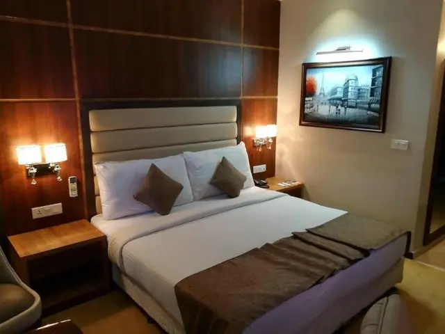Hide Away Suites