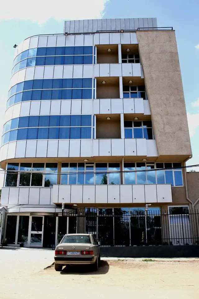 Oasis Hotel Apartment