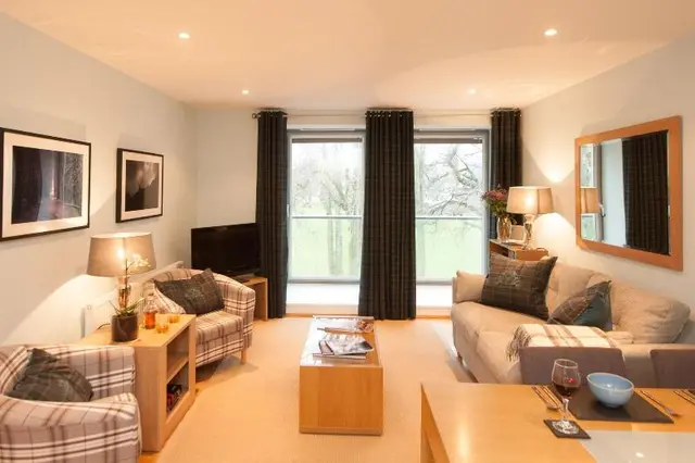 Glenwood Apartment
