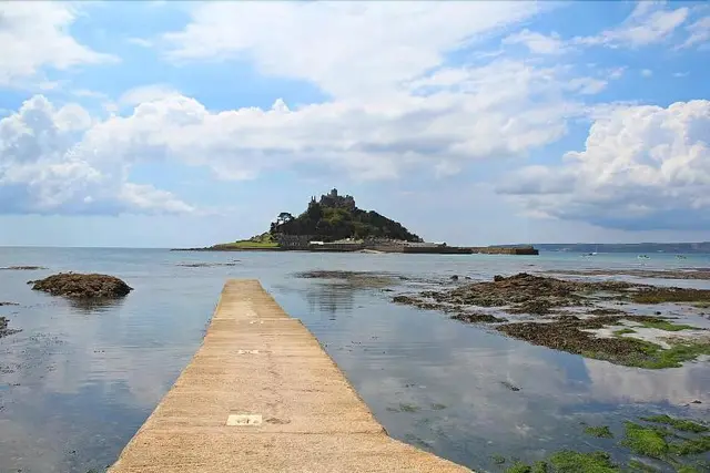 Bay Lodge