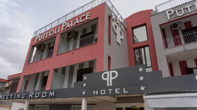 Puteoli Palace