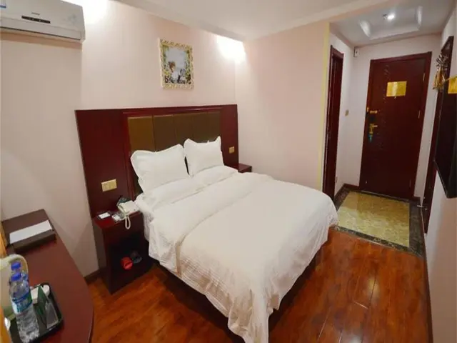 Greentree Inn Taiyuan Tongluo Bay Hotel
